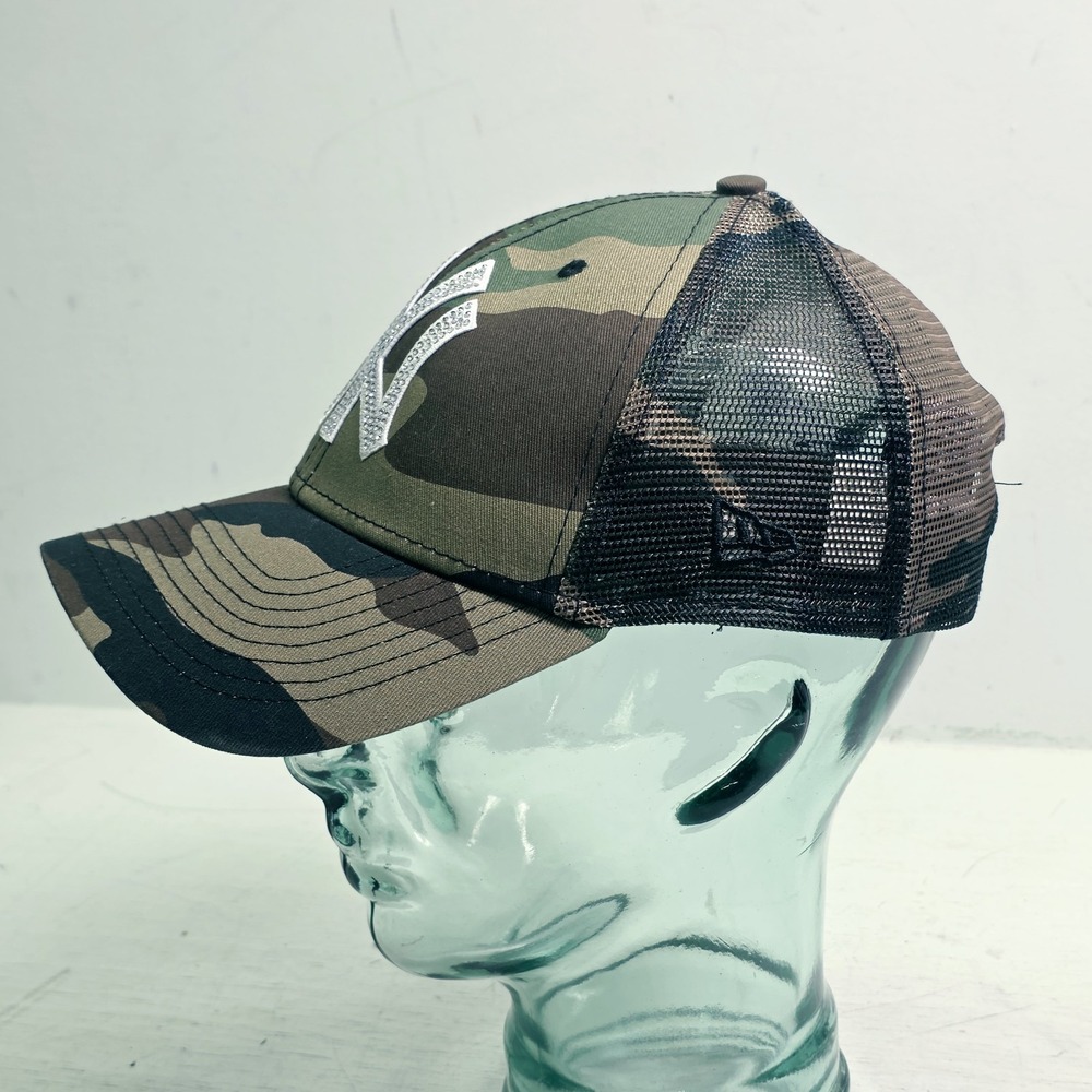 New Era NY Yankees 9FORTY Camo Mesh Trucker Hat Ladies Rhinestone Bling Logo EUC - Picture 3 of 7